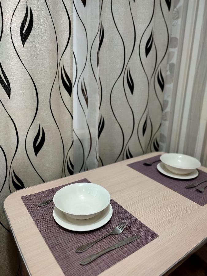 Стандарт Апартаменты Ул.Урицкого 74 Pavlodar Exteriér fotografie